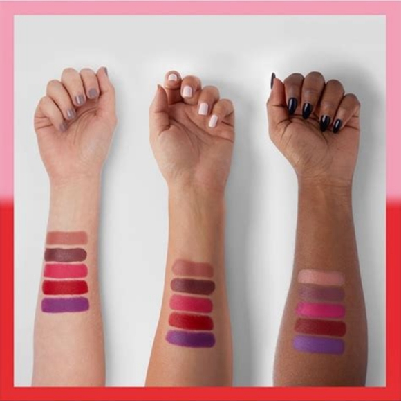 Juicy Couture DISCONTINUED, Ripped & Zipped - Picture 6 of 8